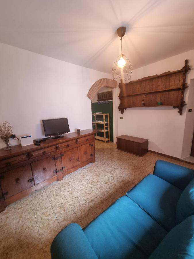 Il Borgo Apartment Піньоне Екстер'єр фото